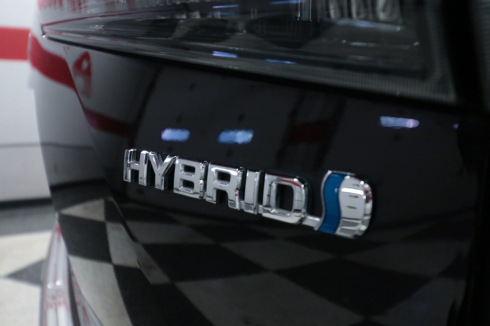 Used Car 2022 Toyota Highlander  Hybrid Platinum For Sale Under $40,000 In Austin, Texas