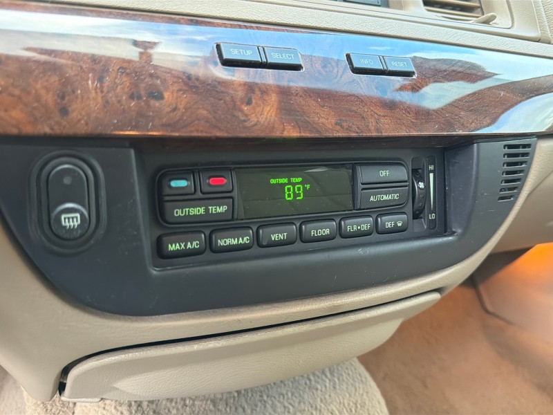 2007 Mercury Grand Marquis LS LOW MILES 52,599 1 OWNER in ,