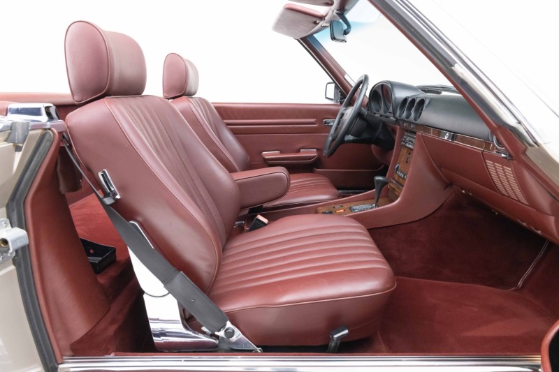 1989 Mercedes-Benz 560-Series 560 SL in ,