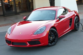 2019  718 Cayman  in , 
