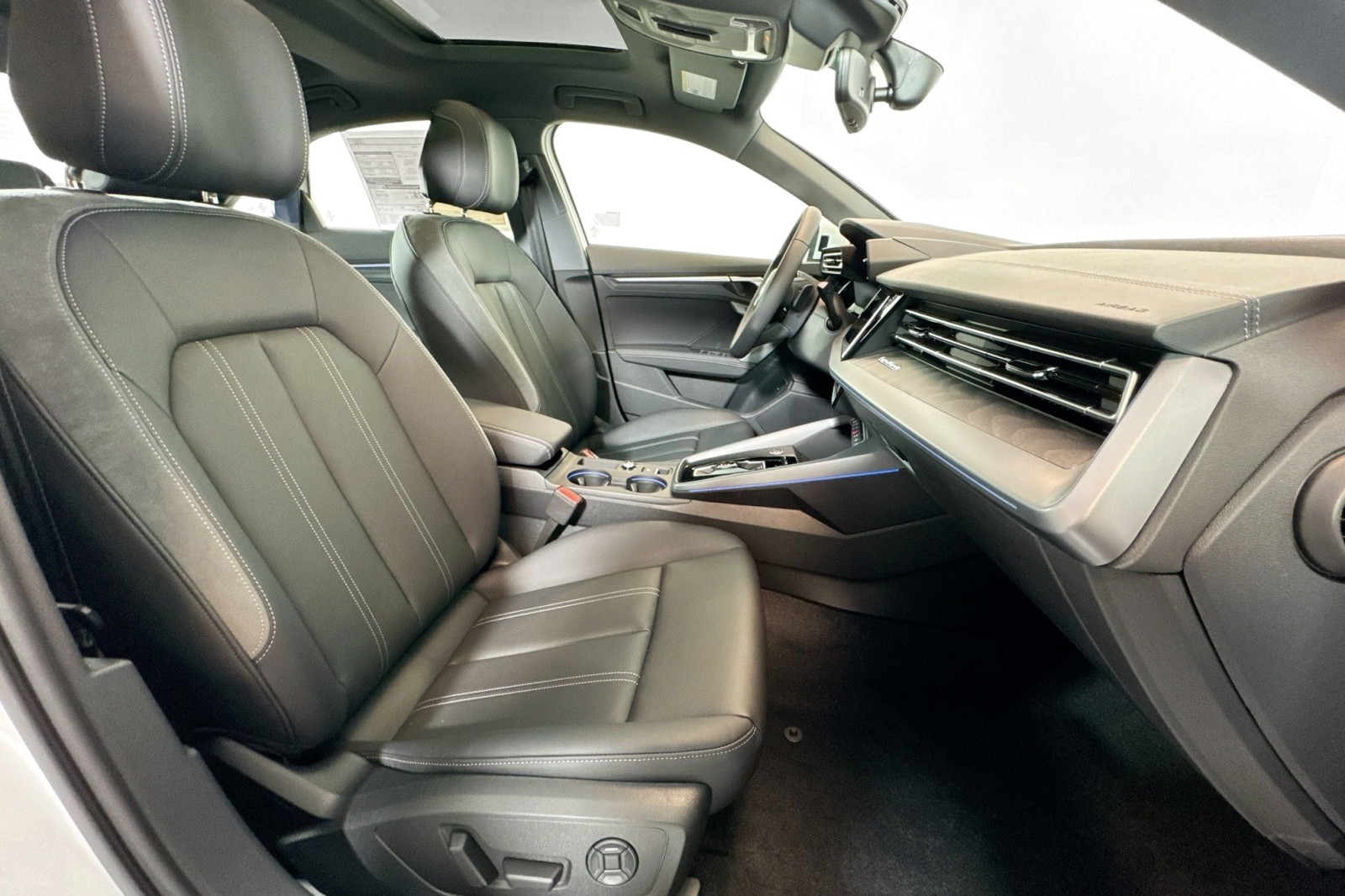 New 2026 Arkona White Audi Premium Plus quattro image 25