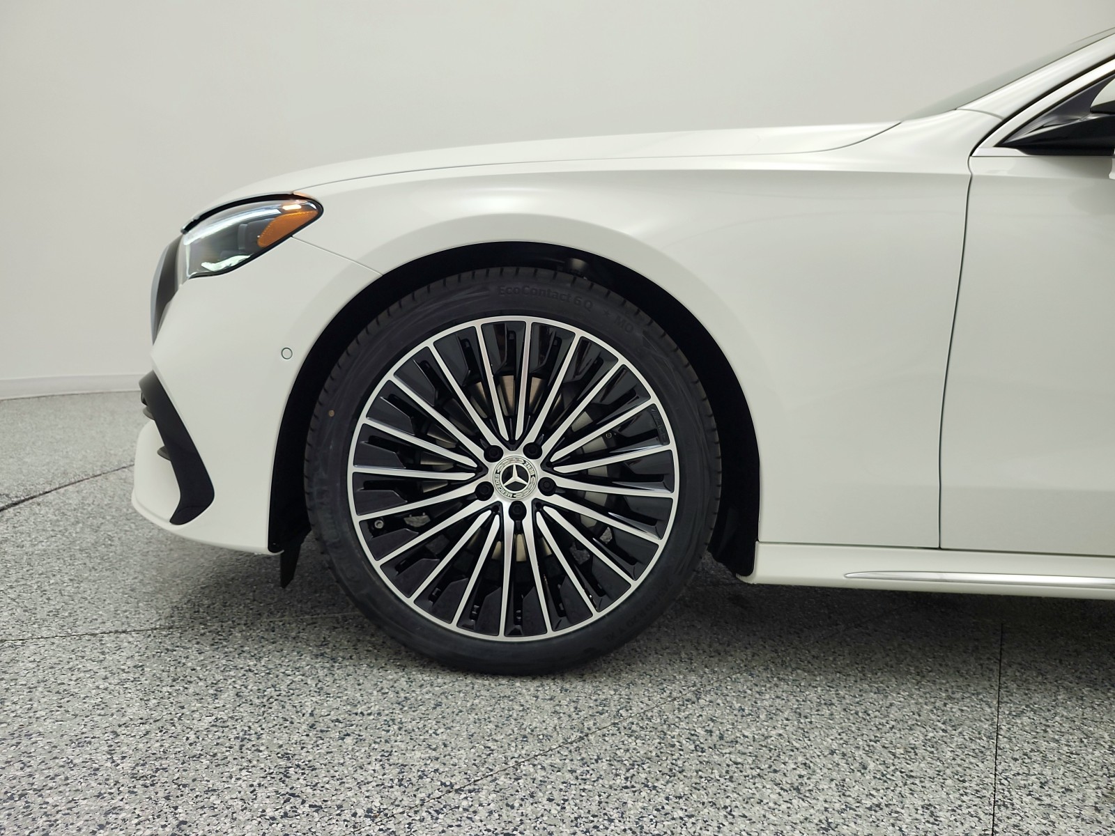 New 2027 Polar White Mercedes-Benz E 350 RWD Sedan image 14