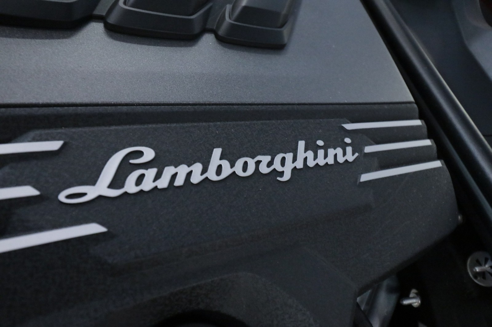 Used Car 2025 Lamborghini Urus  Se For Sale Under $360,000 In Austin, Texas