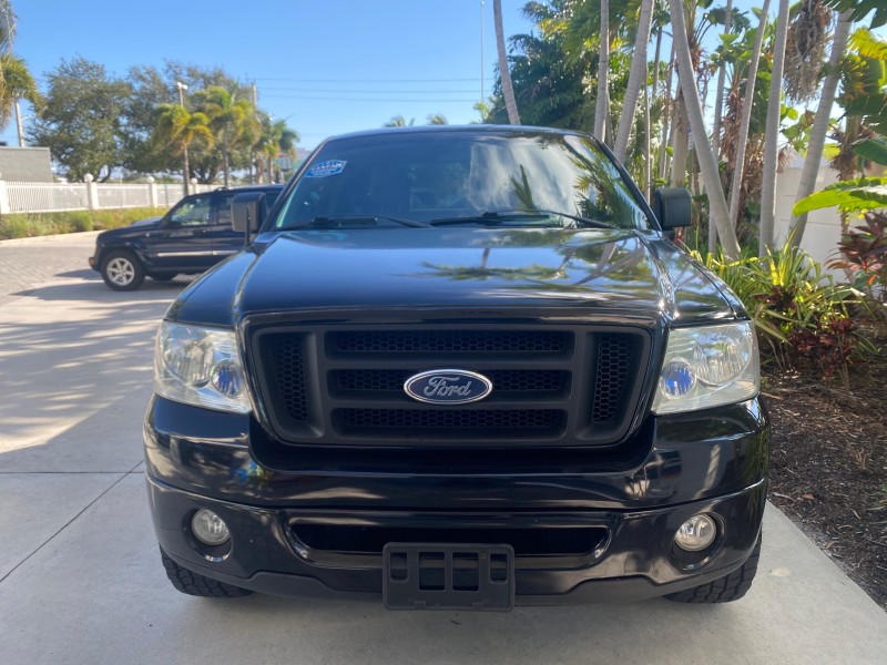 2006 Ford F-150 STX 4 DOOR LOW MILES 92,223 in ,