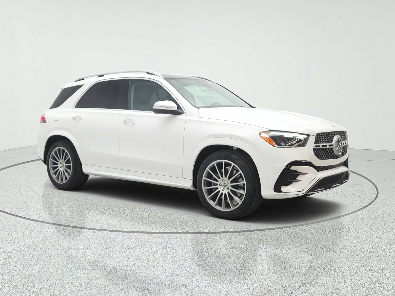 New 2026 Polar White Mercedes-Benz GLE 350 SUV image 3