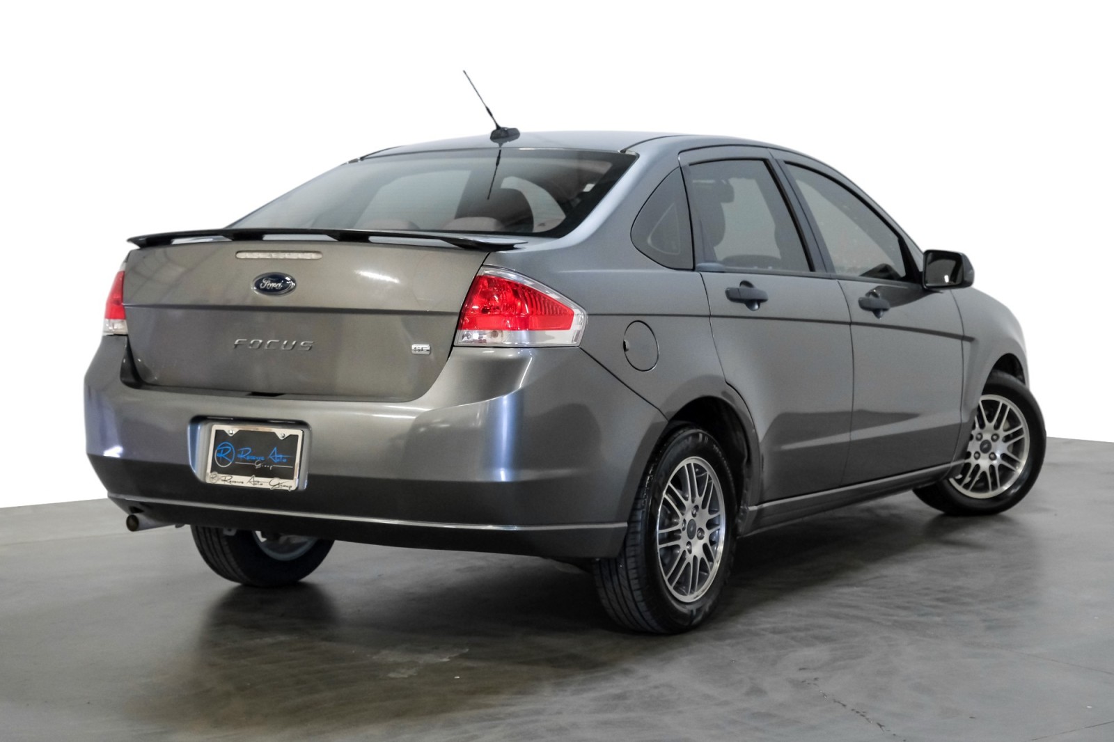 2010 Ford Focus SE 5