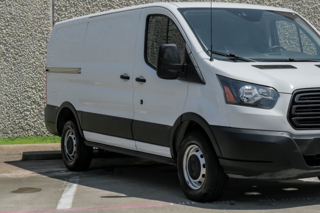 2019 Ford Transit Van  9