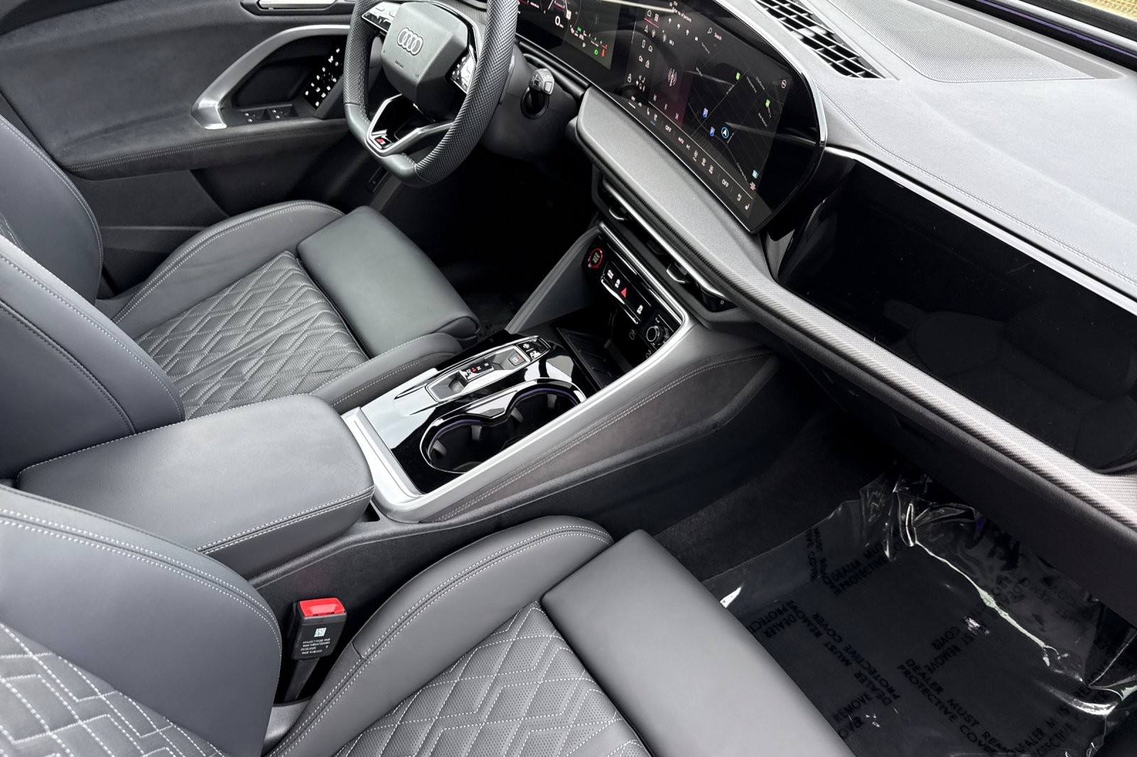Used 2025 Mythos Black Metallic Audi Premium Plus 3.0 TFSI quattro image 15
