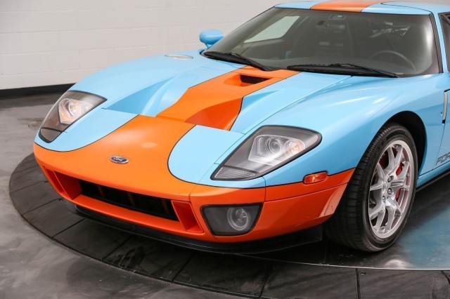 2006 Ford GT  10