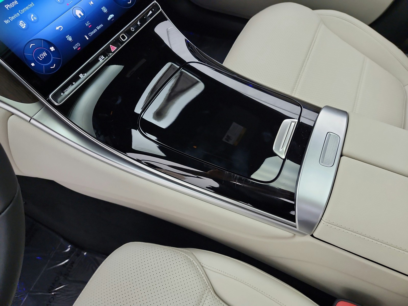New 2027 MANUFAKTUR Alpine Grey Mercedes-Benz GLC 300 SUV image 9