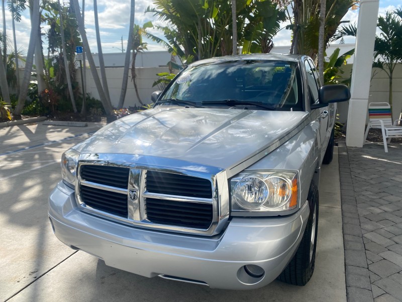 2006 Dodge Dakota SLT CLUB CAB LOW MILES 55,990 in , 