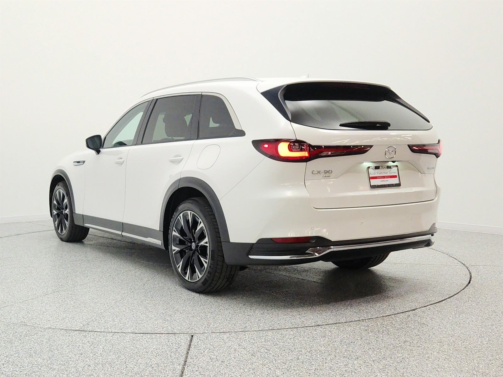 Used 2024 Rhodium White Premium Mazda Premium AWD image 7