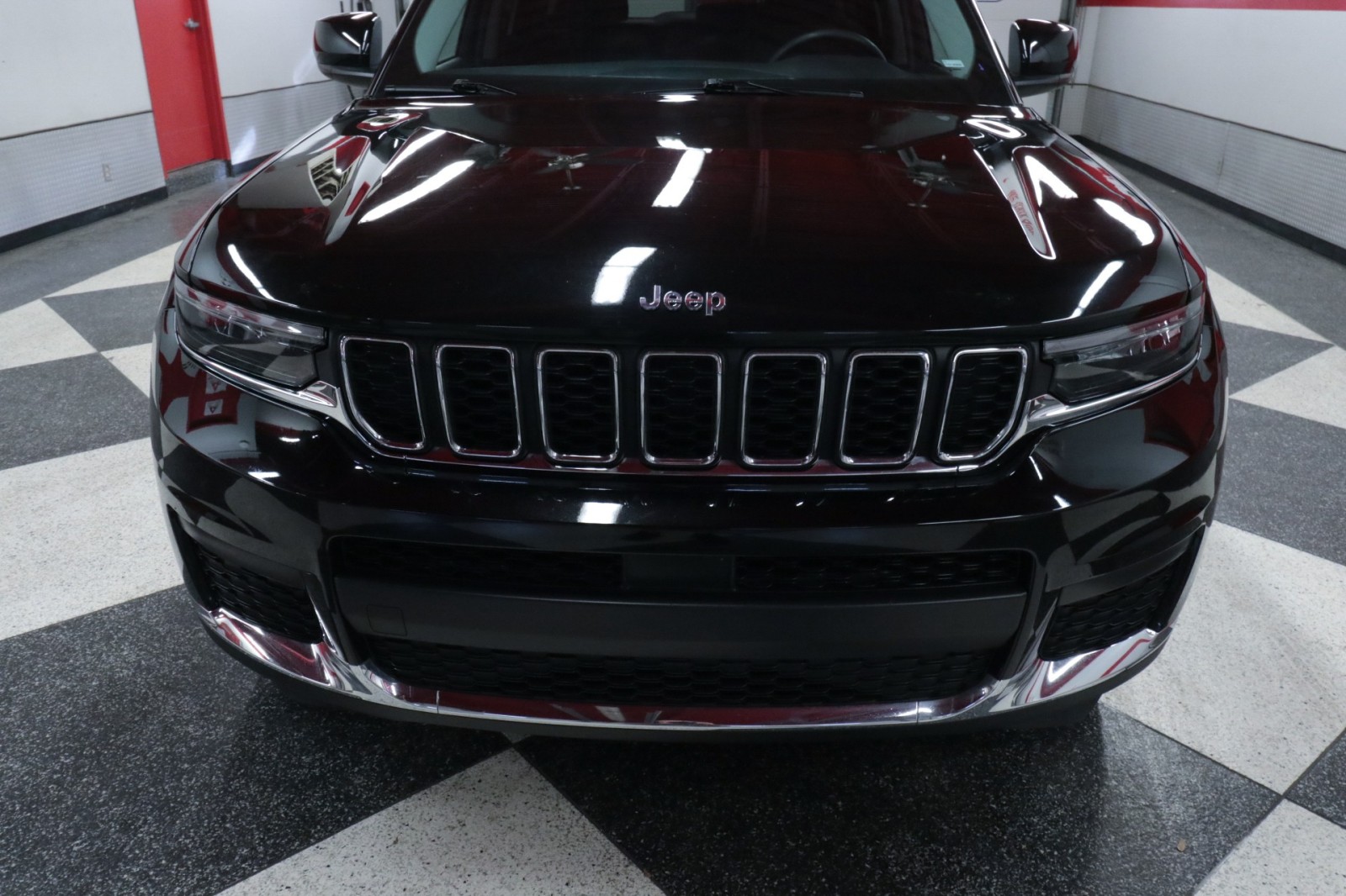 Used Car 2023 Jeep Grand Cherokee L  Laredo For Sale Under $30,000 In Austin, Texas