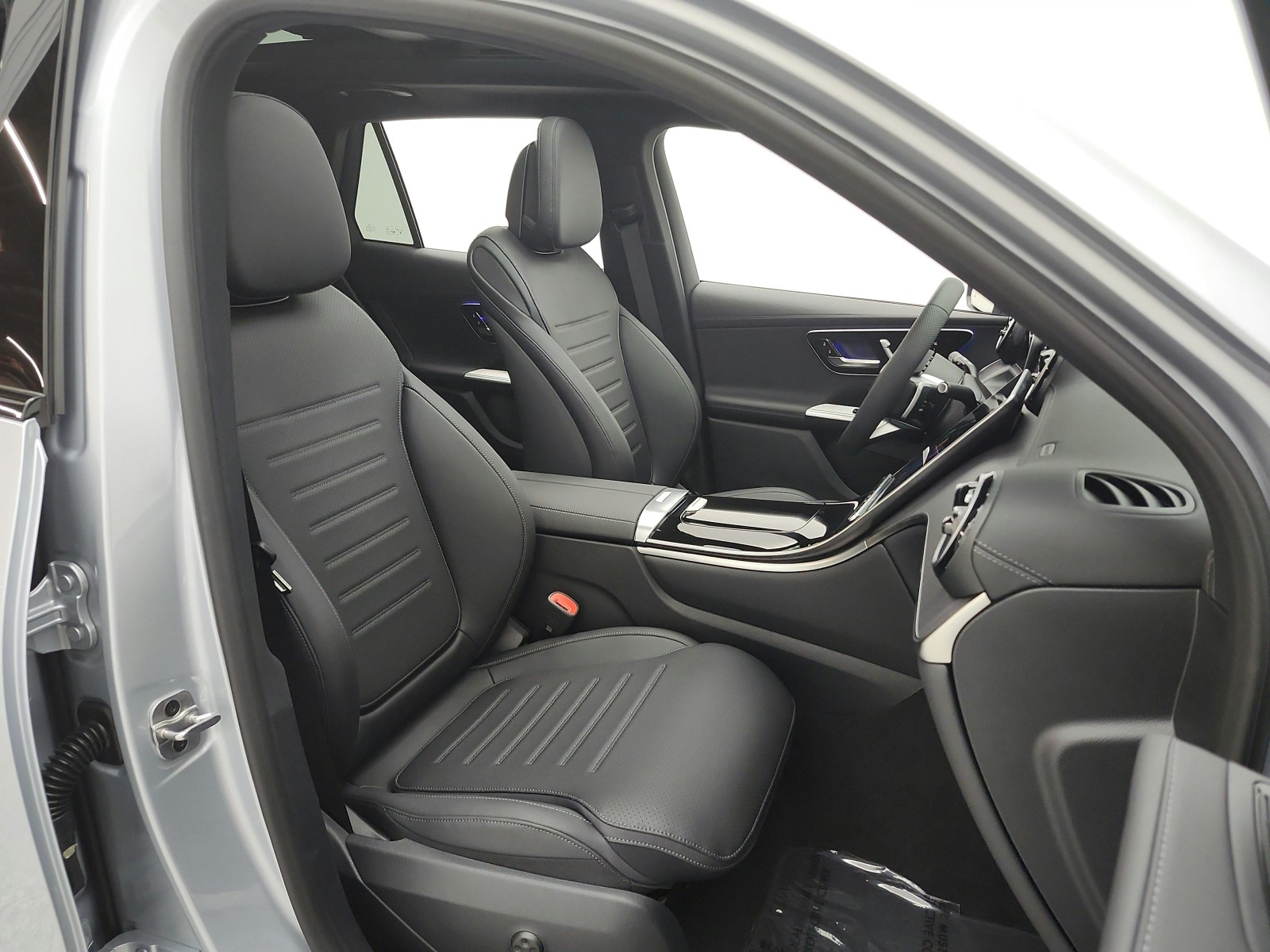 New 2026 Cirrus Silver Metallic Mercedes-Benz GLC 300 image 15