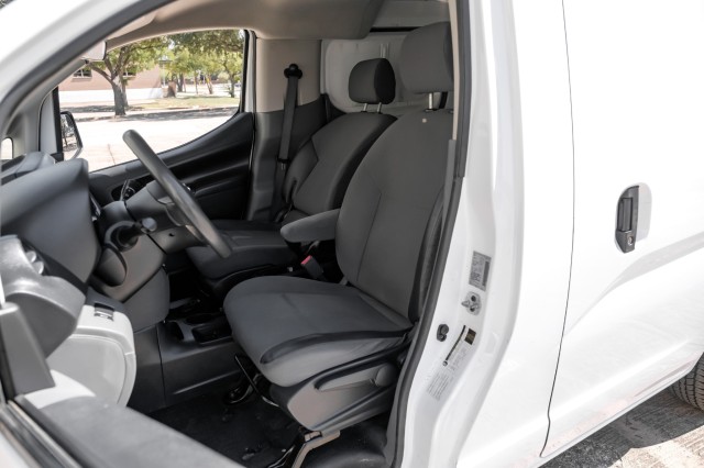 2019 Nissan NV200 Compact Cargo S 3