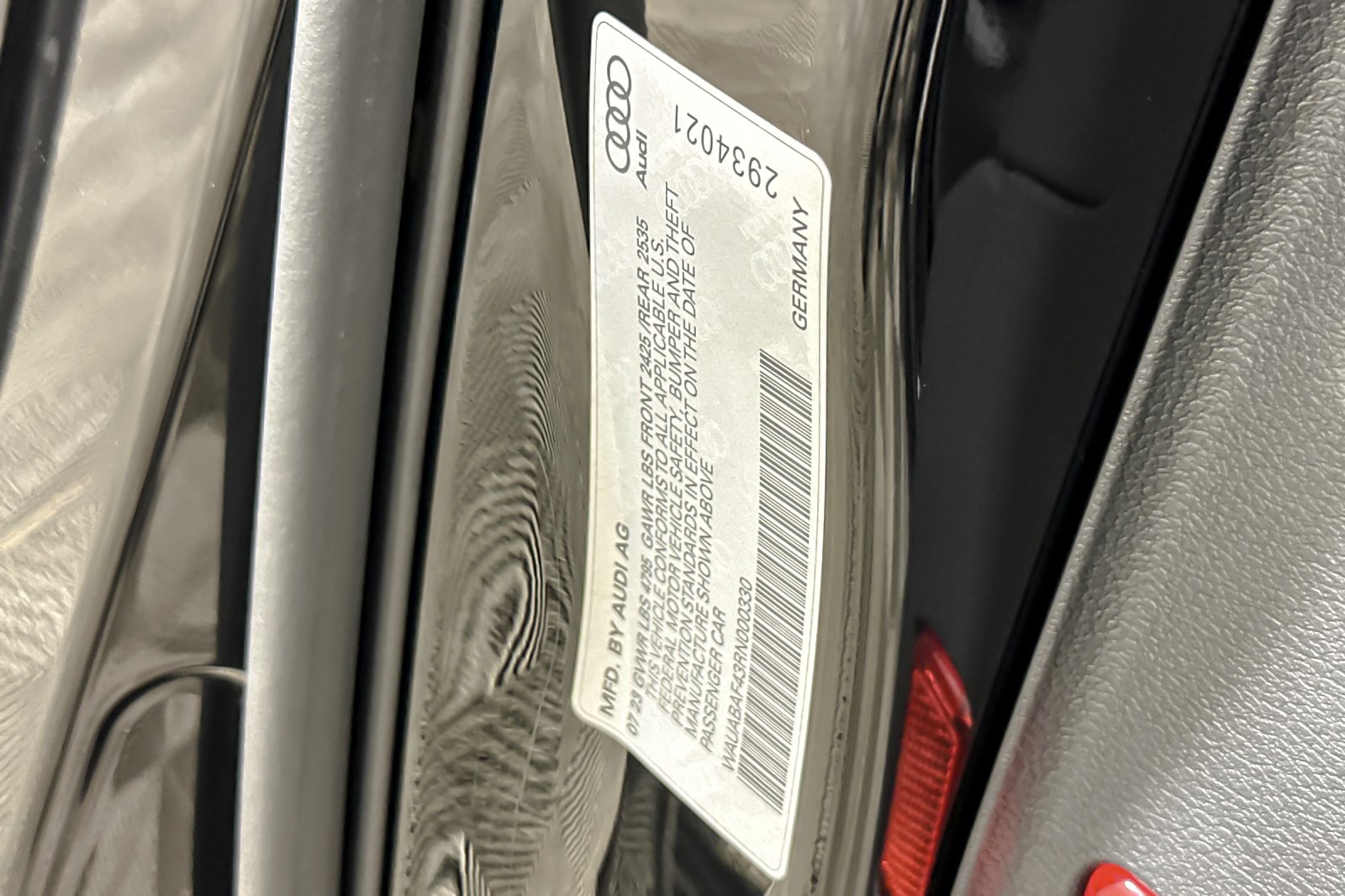 Used 2024 Brilliant Black Audi Premium 40 TFSI quattro image 25