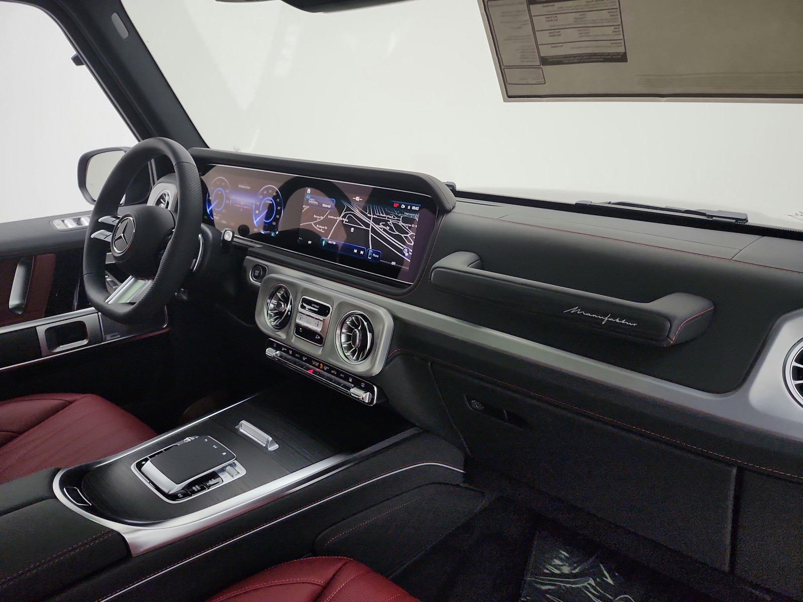 New 2026 MANUFAKTUR Platinum magno Mercedes-Benz G 580e image 11