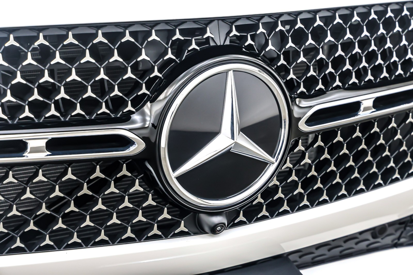 New 2026 Polar White Mercedes-Benz GLE 450 image 13