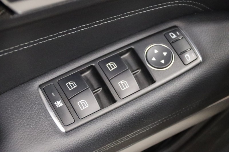 2014 Mercedes-Benz E 550 AMG Sport 2dr Coupe in , 