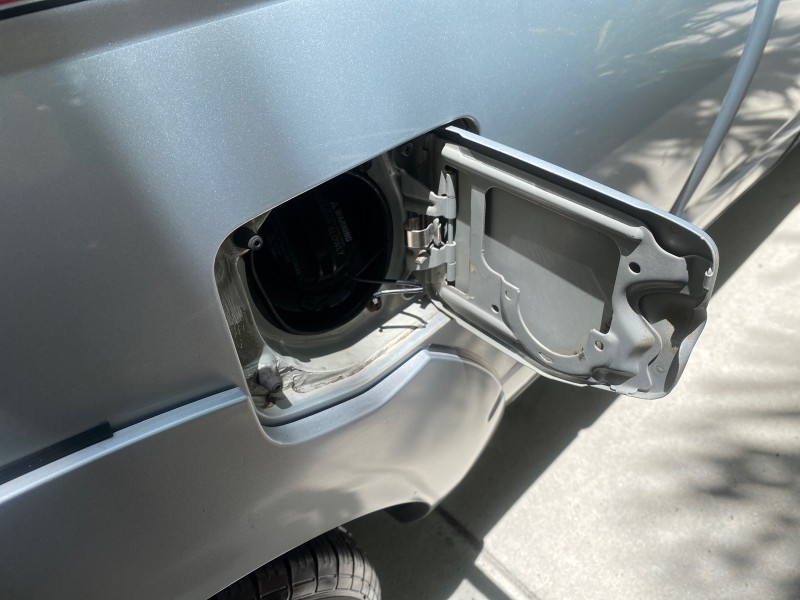 2002 Nissan Frontier 2WD XE XCAB 5 SPD AC 4 CYL in ,