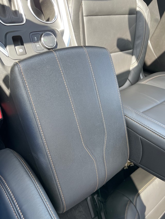 2020 Chevrolet Traverse LT Leather with Luxury Pkg 40