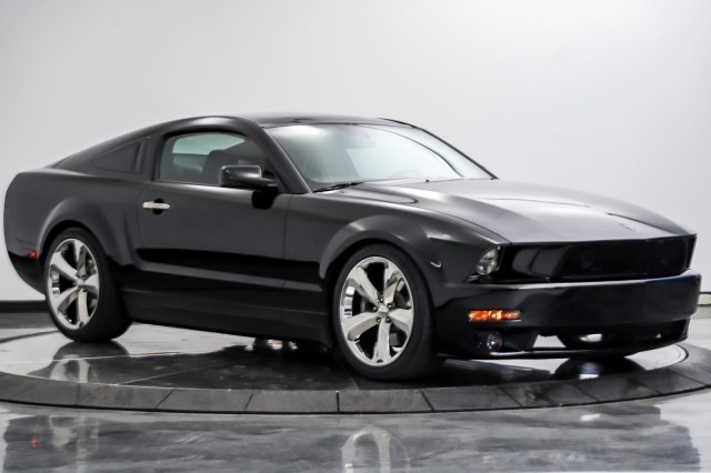 2009 Ford Mustang GT Iacocca 45TH Anniversary Edition 7