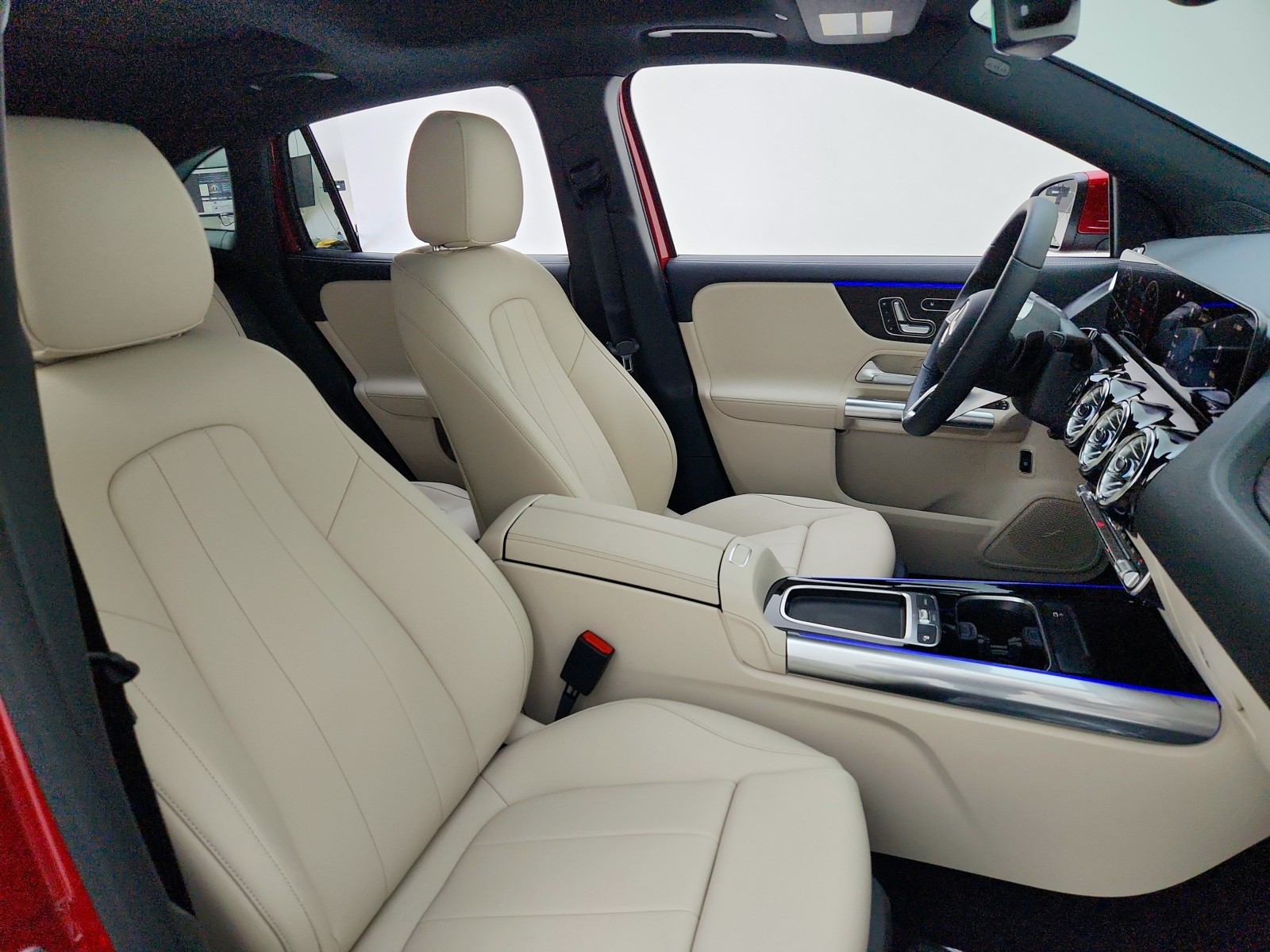 New 2026 MANUFAKTUR Patagonia Red Metallic Mercedes-Benz GLA 250 SUV image 20