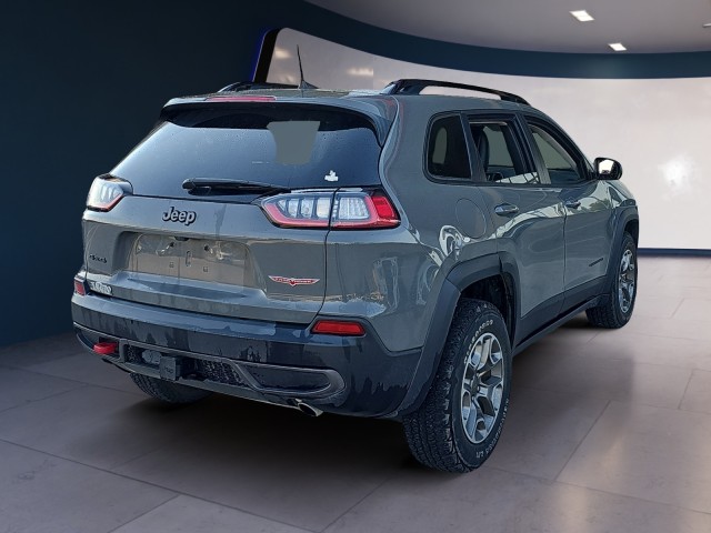 2022 Jeep Cherokee Trailhawk 5