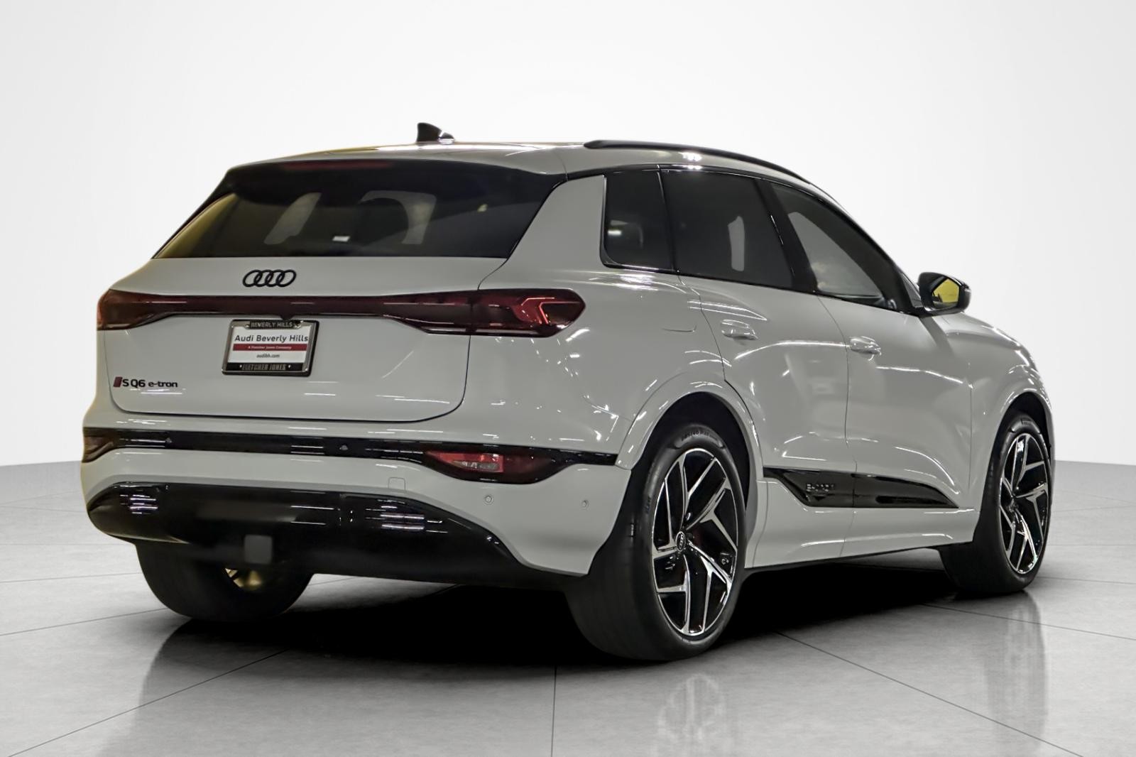 New 2027 Glacier White Metallic Audi Premium Plus quattro image 6