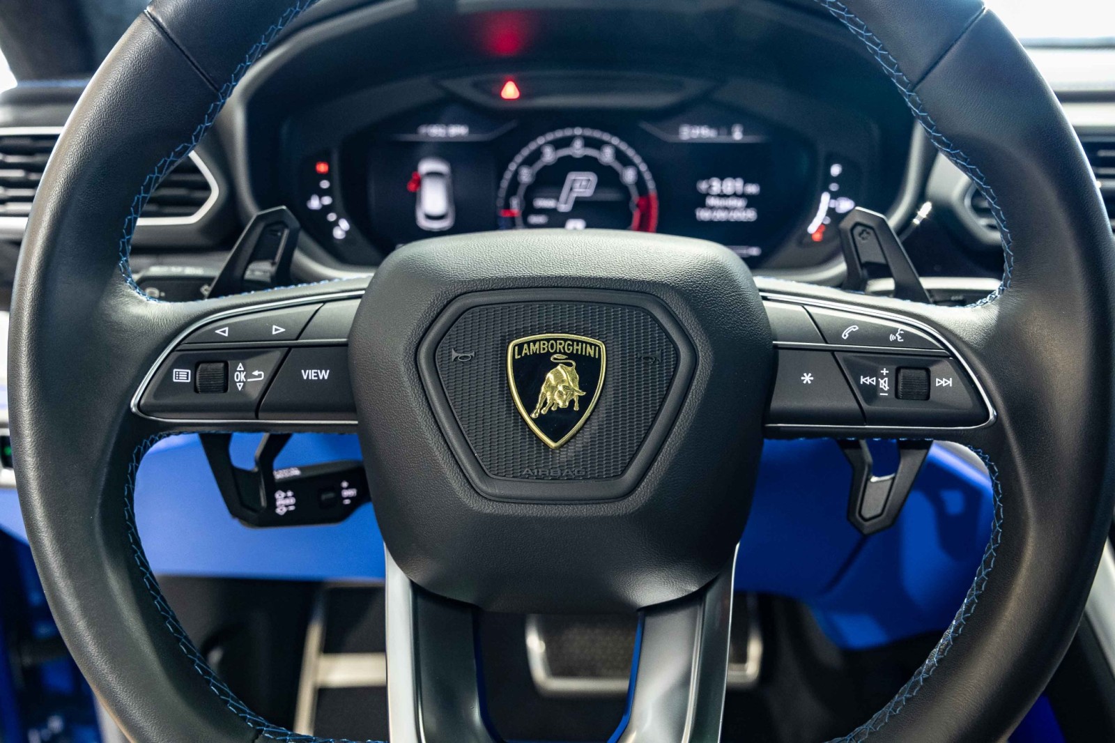 Used Car 2023 Lamborghini Urus  S For Sale Under $250,000 In Boerne, Texas