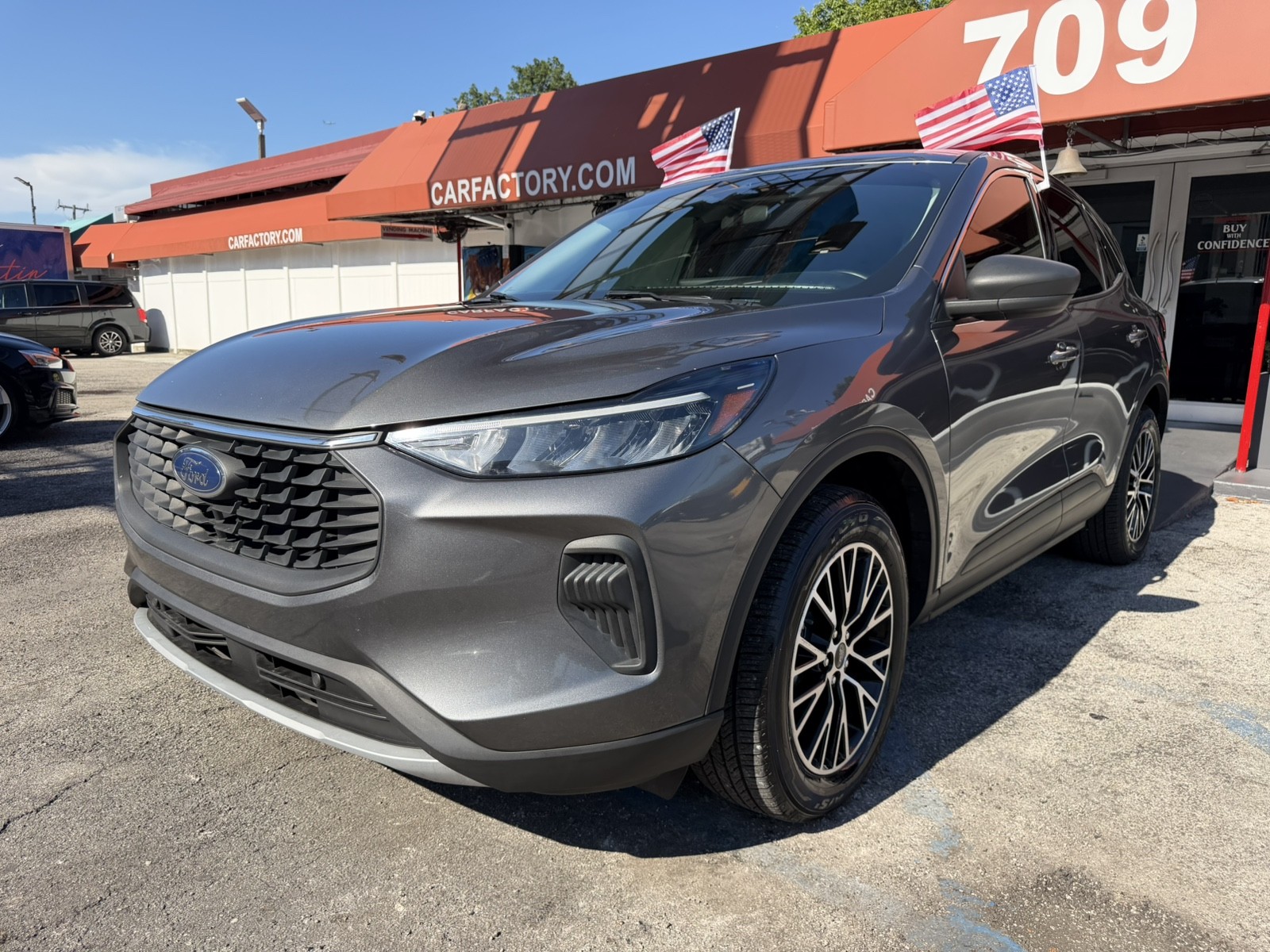 2023 Ford Escape - $16,988