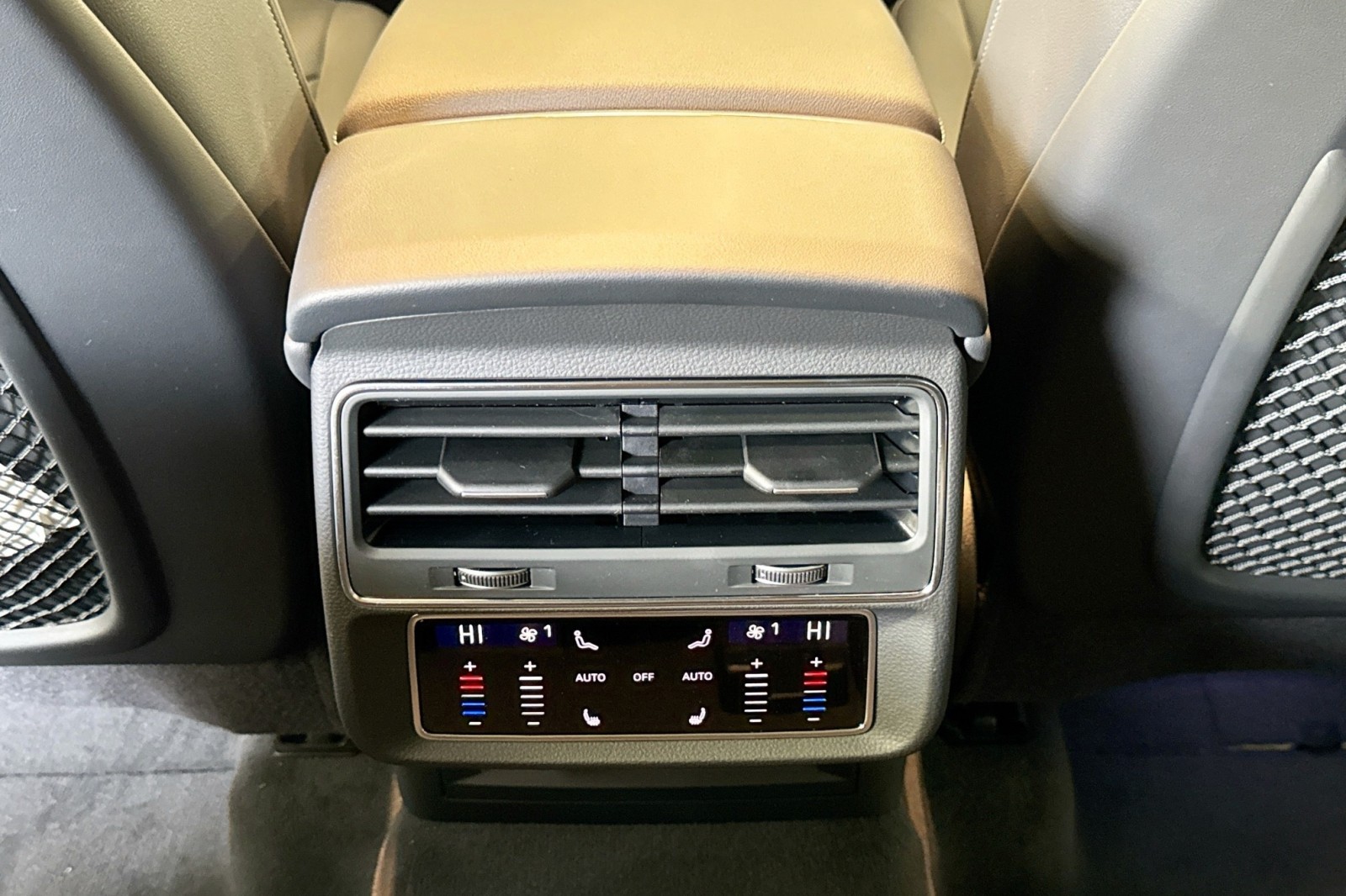 New 2026 Daytona Gray Pearl Effect Audi Premium Plus quattro image 22