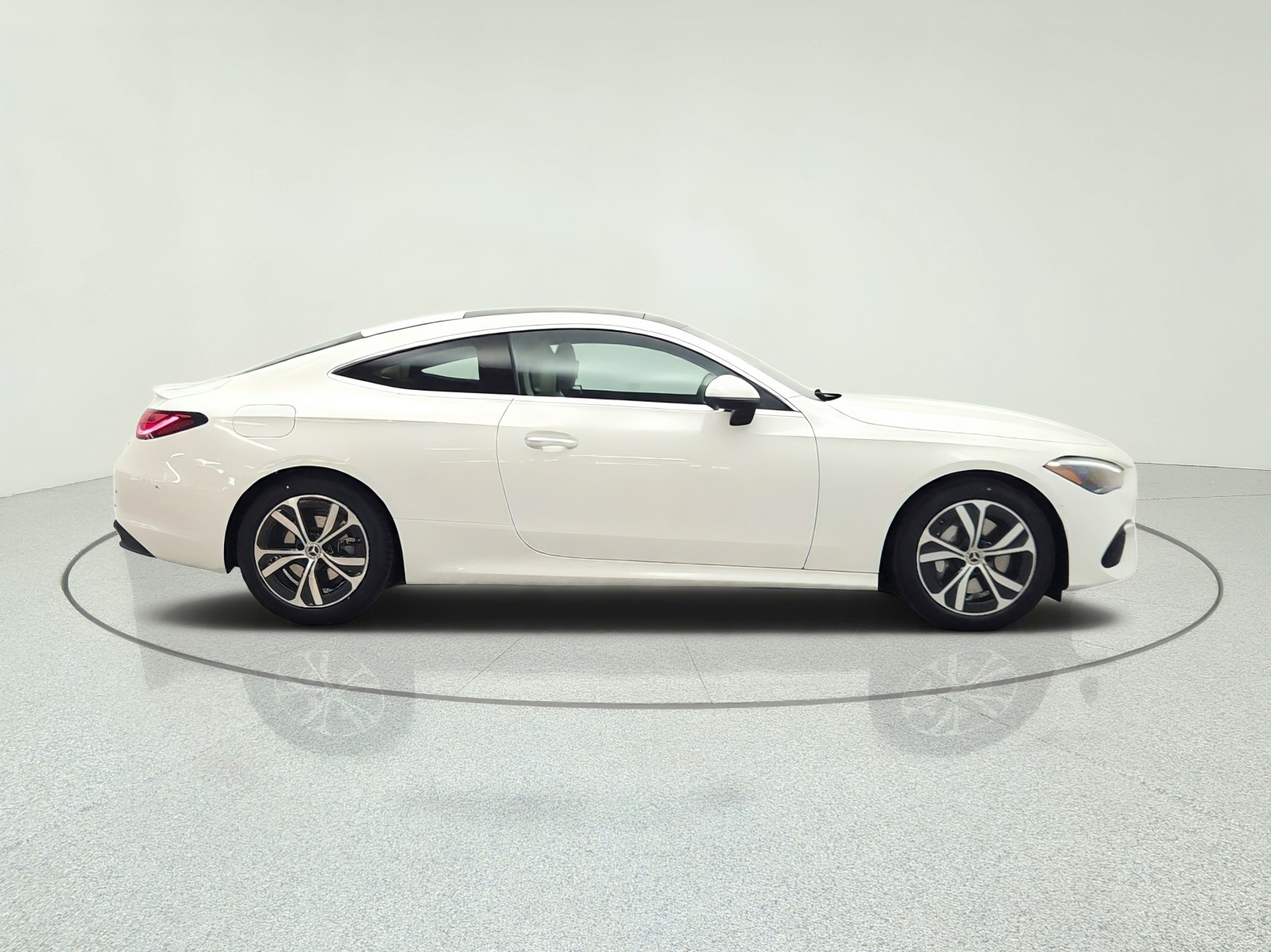 New 2027 Polar White Mercedes-Benz CLE 300 4MATIC® Coupe image 4