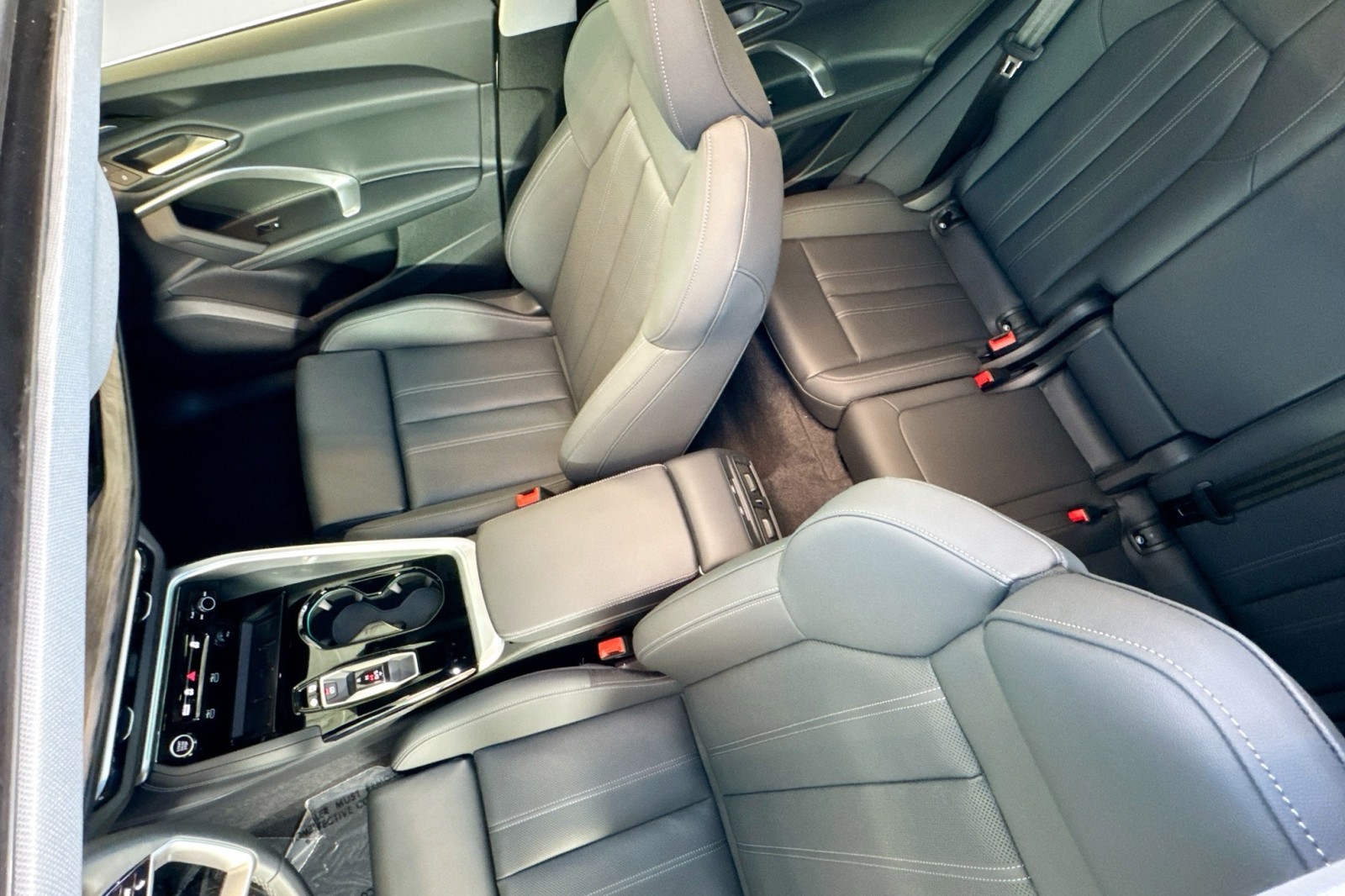 New 2025 Glacier White Metallic Audi Premium Plus 2.0 TFSI quattro image 21