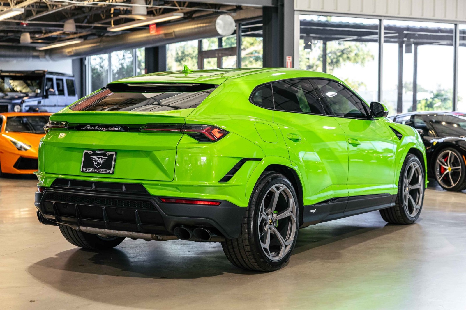 Used Car 2023 Lamborghini Urus  S For Sale Under $250,000 In Boerne, Texas