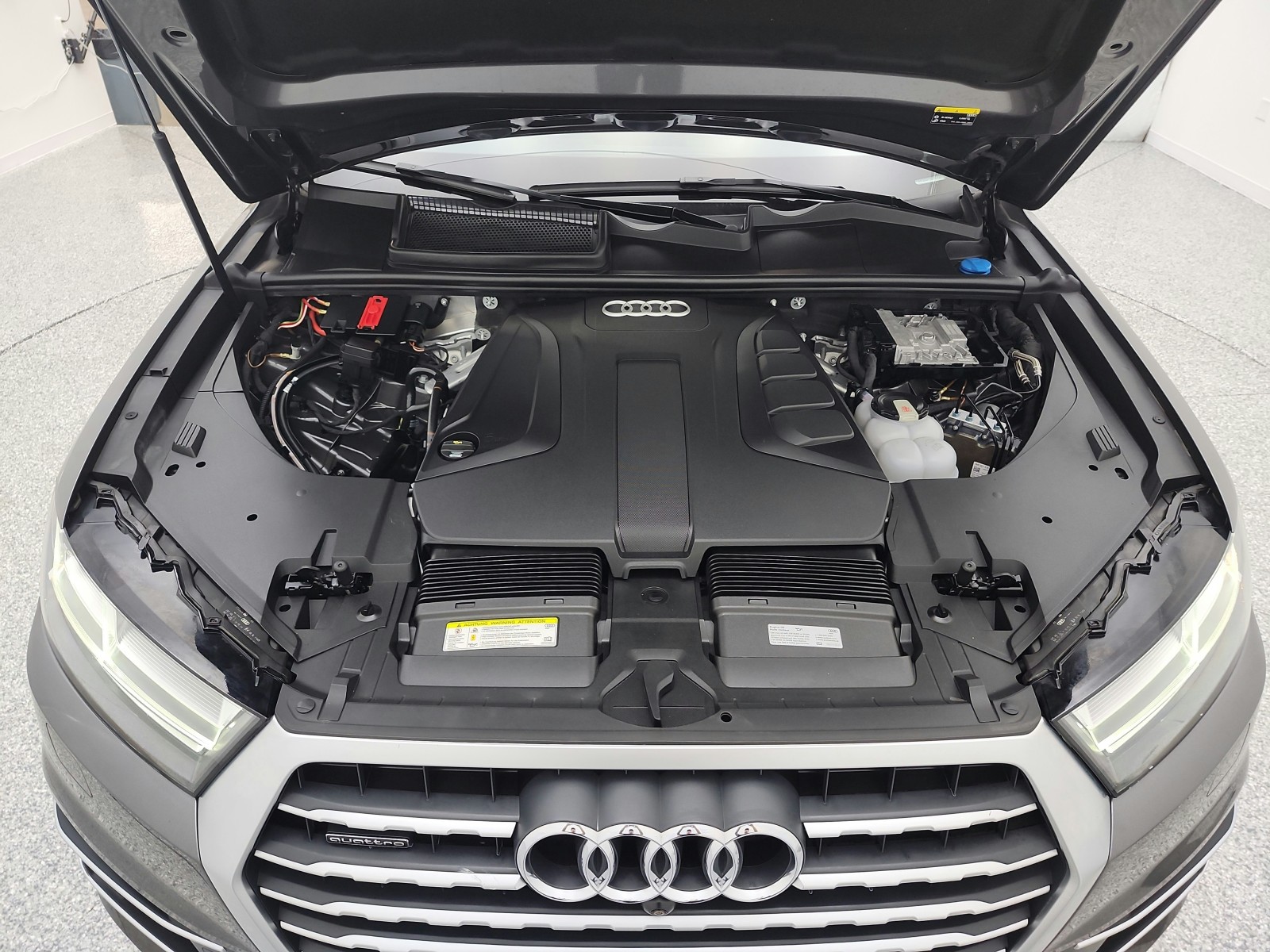 Used 2019 Samurai Gray Metallic Audi Premium 45 TFSI quattro image 16