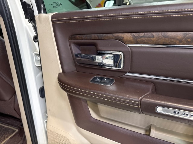 2017 Ram 3500 Laramie Longhorn 4WD Cummins MegaCab in ,