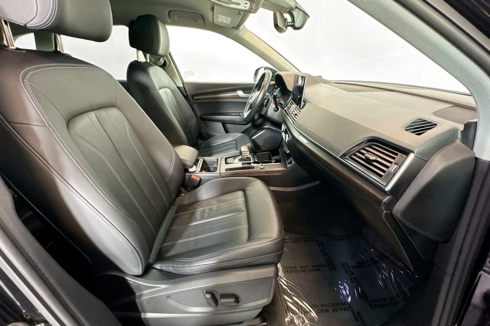 Used 2022 MYTHOS BLACK Audi S line Premium image 26