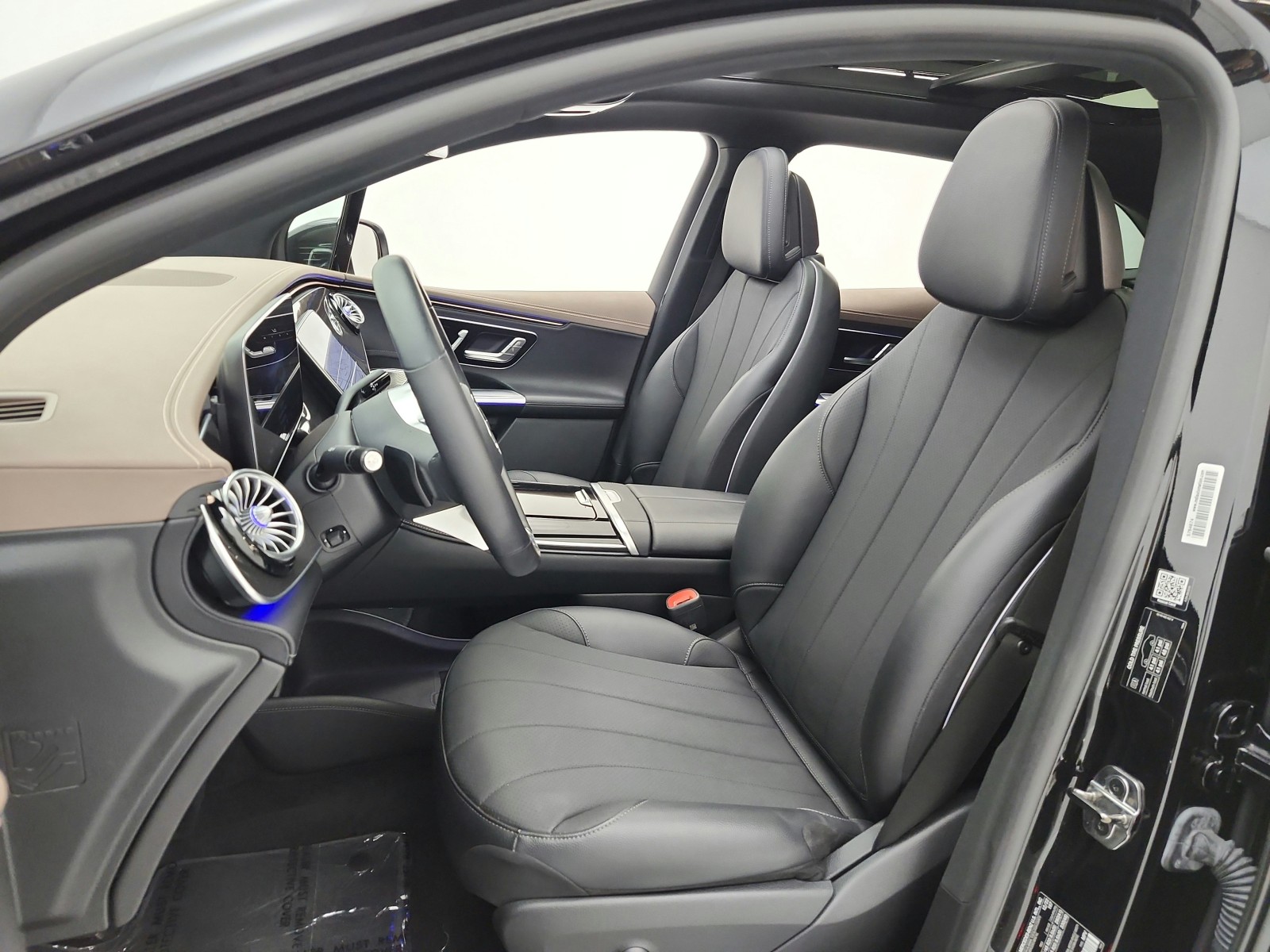 Used 2023 Obsidian Black Metallic Mercedes-Benz EQE 350+ SUV image 10