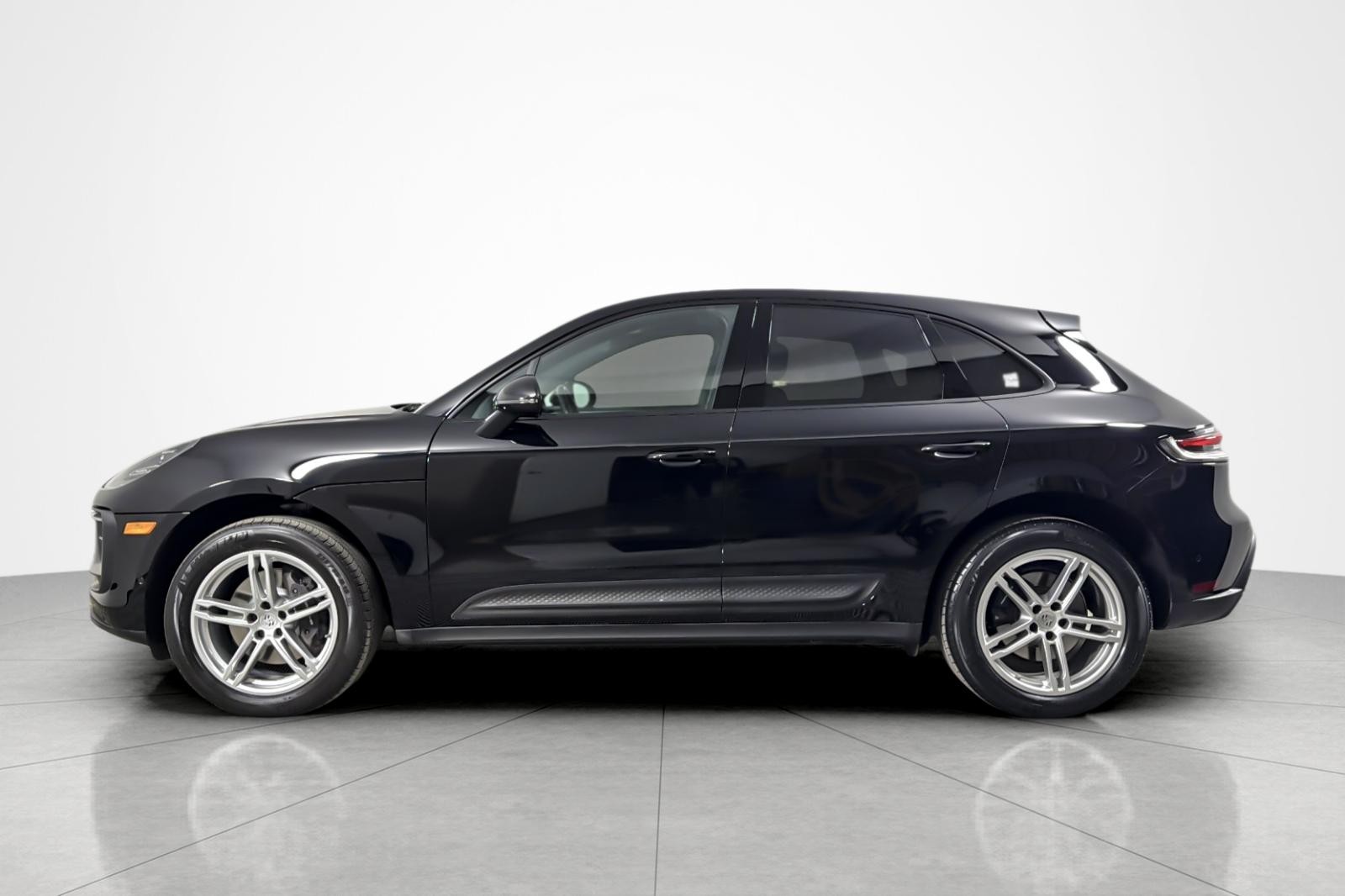 Used 2022 Black Porsche AWD image 2