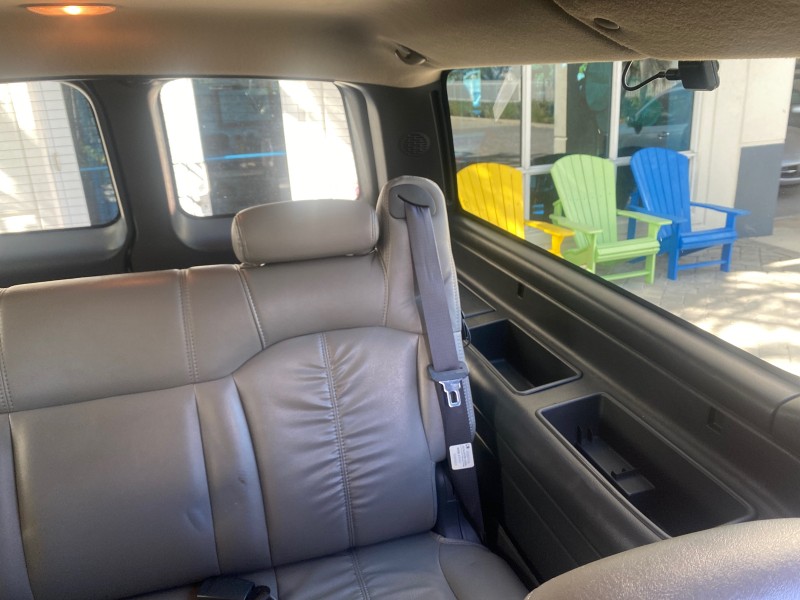 2001 Chevrolet Suburban LT Z71 1 FL 4WD 44 SERVICES NO ACCIDENTS in ,