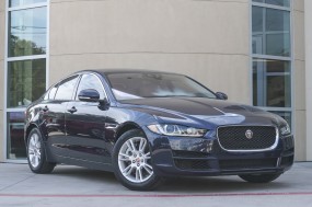 2018  XE 25t Premium in , 