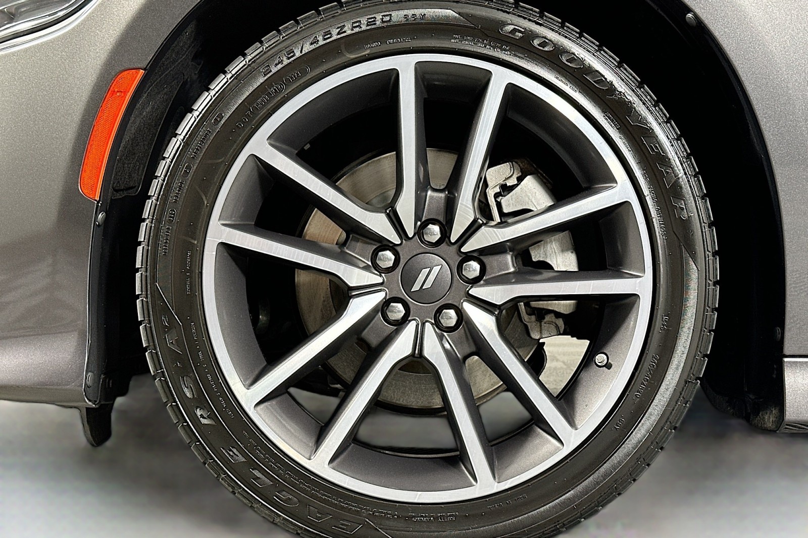 Used 2023 Granite Pearlcoat Dodge R/T image 11