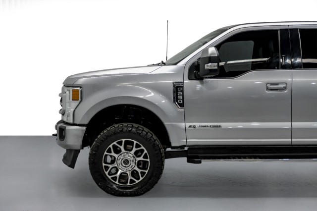 2022 Ford F-250 LARIAT 10