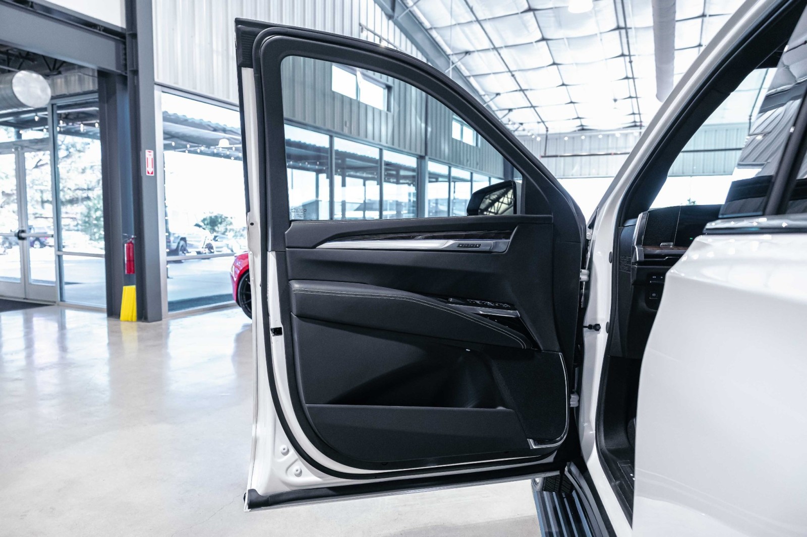 Used Car 2025 Cadillac Escalade  4wd Sport Platinum For Sale Under $130,000 In Boerne, Texas