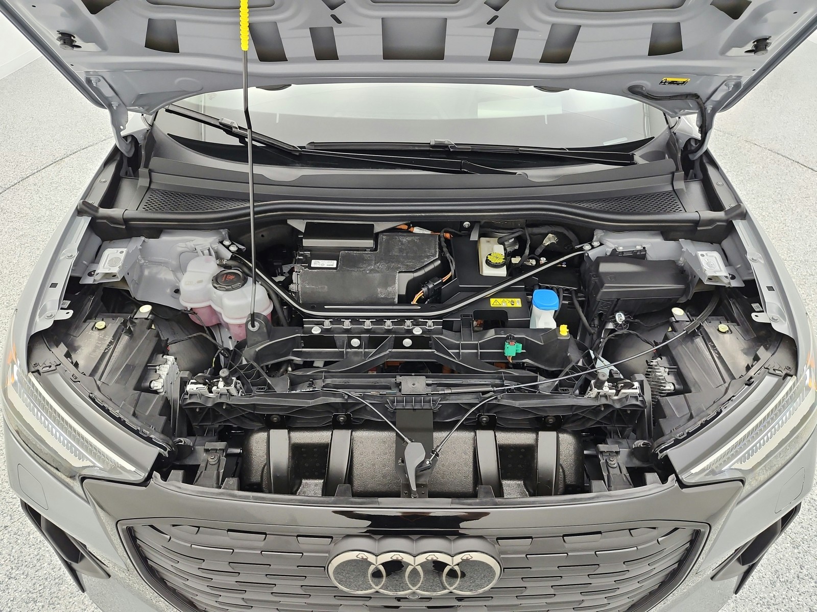 Used 2023 Pebble Gray Audi Prestige 50 quattro image 16