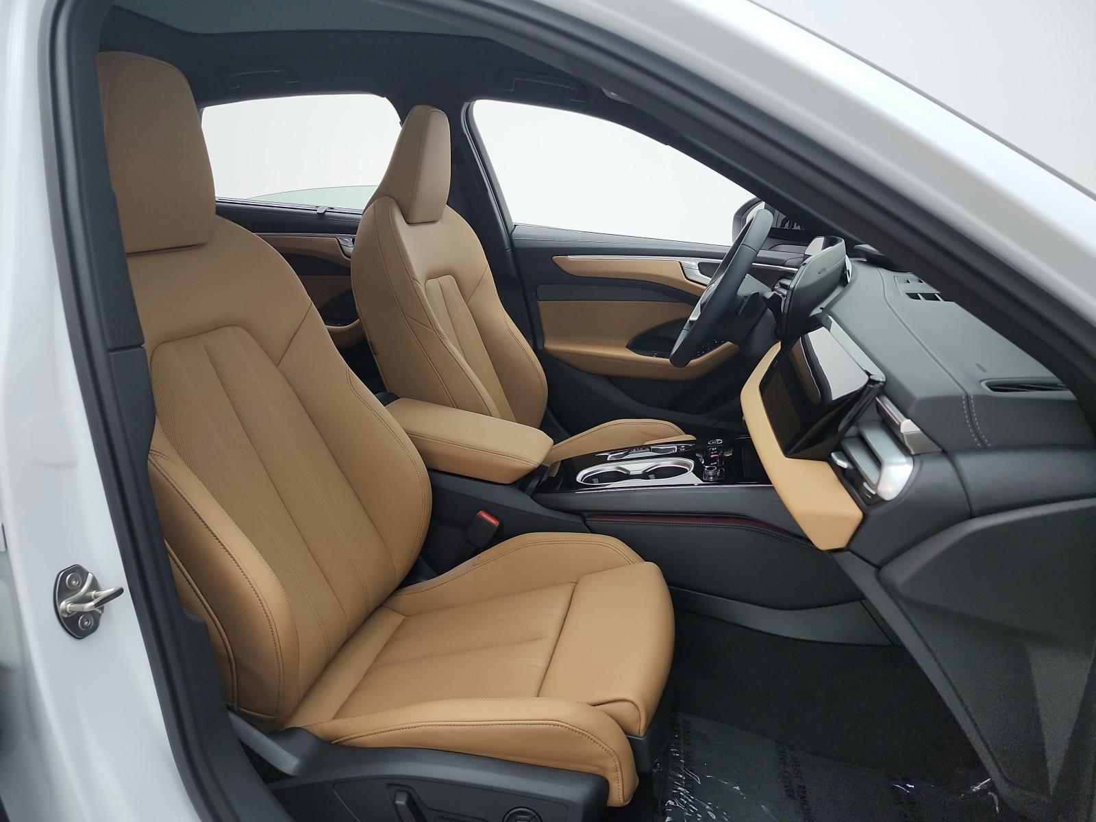 New 2026 Arkona White Audi Premium Plus quattro image 15