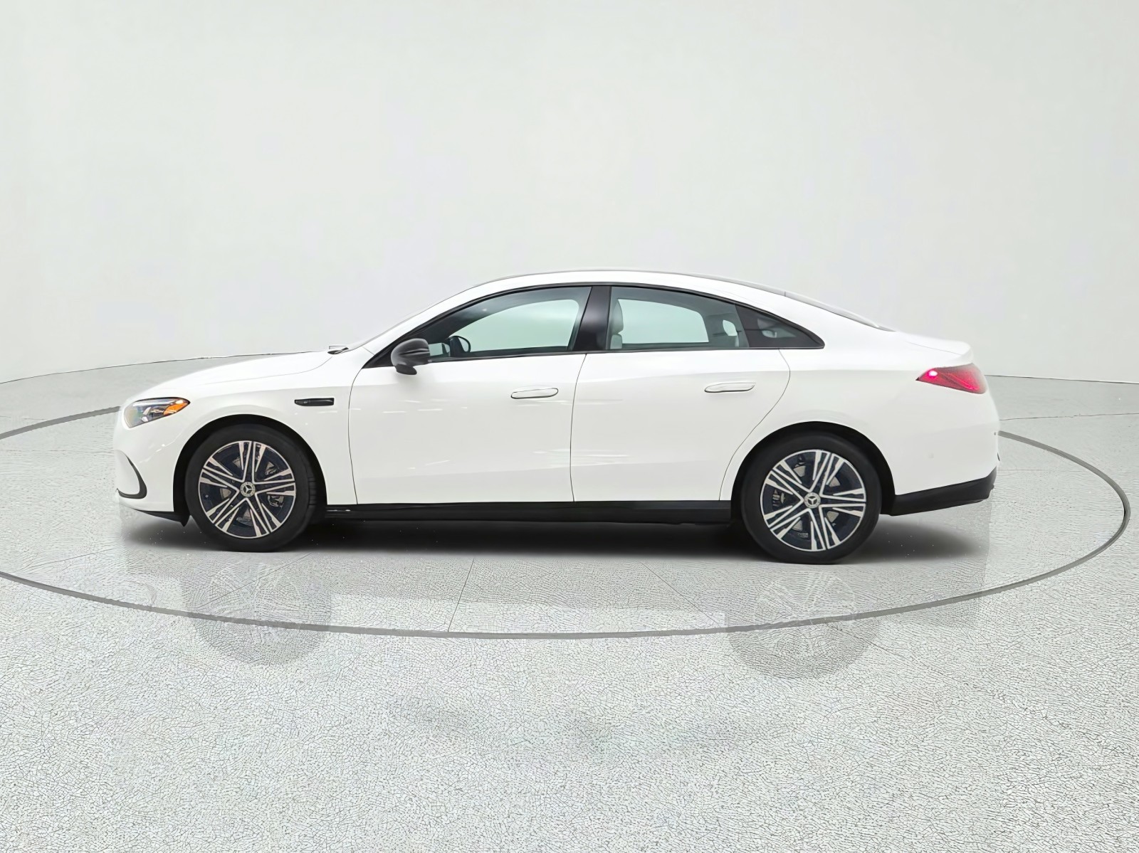 New 2027 Polar White Mercedes-Benz CLA 250+ Electric RWD image 8