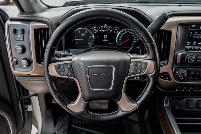 2019 GMC Sierra 2500HD Denali 16