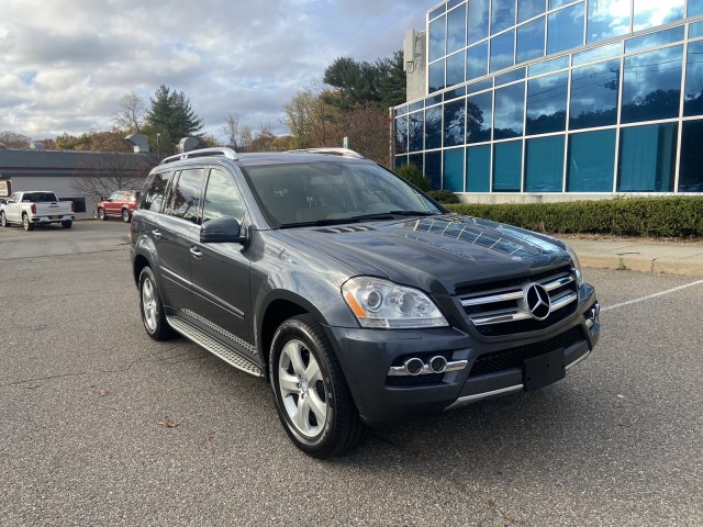 2011  GL-Class GL 450 AWD just 72k miles in , 